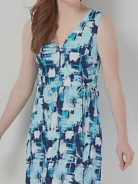 Ambernoon II Mint & Navy Abstract Swim Dress, size 28W